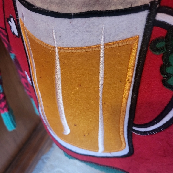 33 Degrees Christmas Sweater Santa Drinking Beer Front Pocket Mens Size Large - Picture 5 of 7